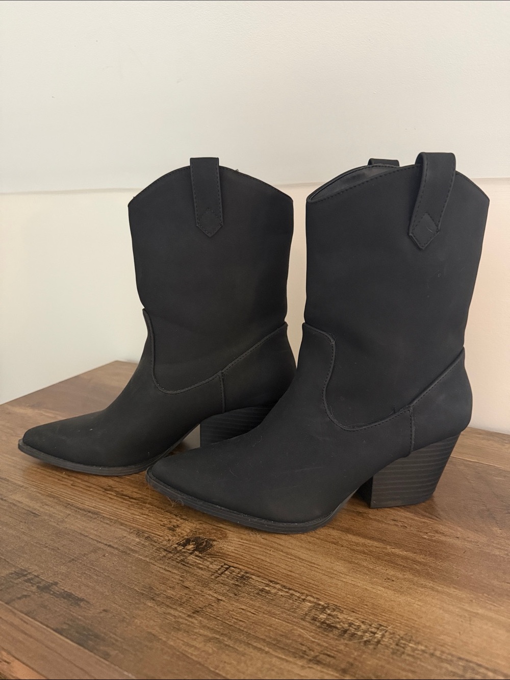 Classic Black Western Mid-Heel Boots